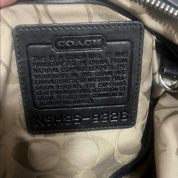 Vintage Coach Legacy crossbody - Picture 10 of 15